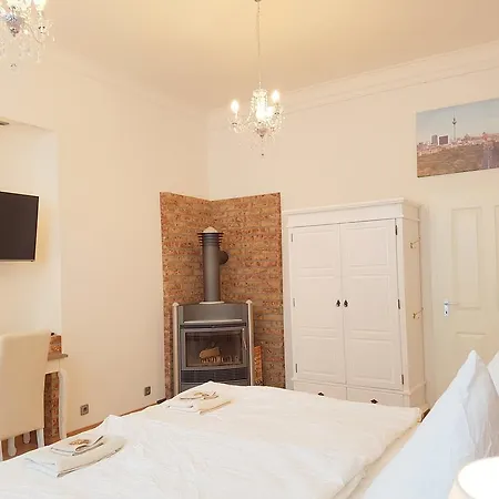 Gastein By Rockchair L Superhost Status L 2 Bedrooms Boxspringbeds 1,5 Bathrooms - Cozy Family & Business Flair Welcomes You!