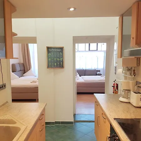 Appartamento Gastein By Rockchair L Superhost Status L 2 Bedrooms Boxspringbeds 1,5 Bathrooms - Cozy Family & Business Flair Welcomes You! Berlino