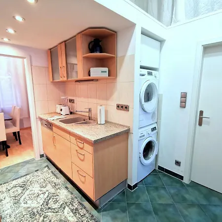 Gastein By Rockchair L Superhost Status L 2 Bedrooms Boxspringbeds 1,5 Bathrooms - Cozy Family & Business Flair Welcomes You!