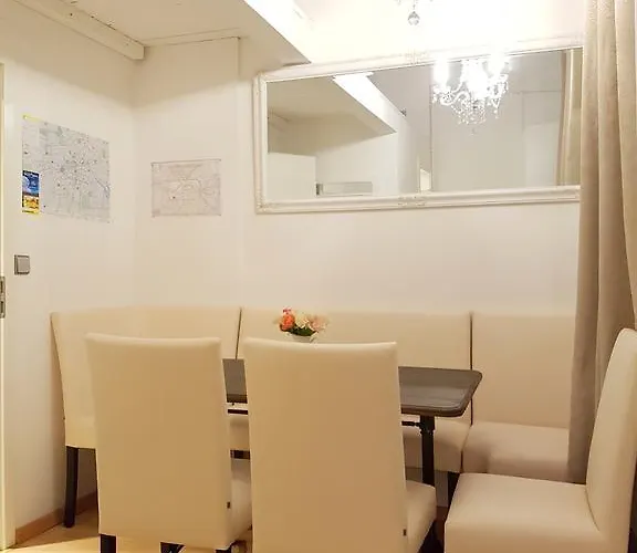 Gastein By Rockchair L Superhost Status L 2 Bedrooms Boxspringbeds 1,5 Bathrooms - Cozy Family & Business Flair Welcomes You! Berlín